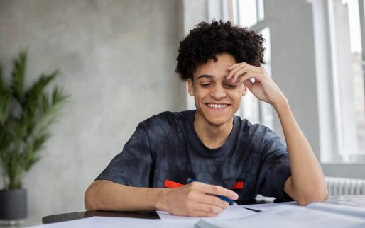 pexels-gabby-k-6238031