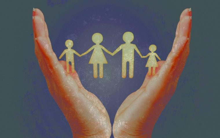 stock-photo-49925922-family-in-palm-conceptflat